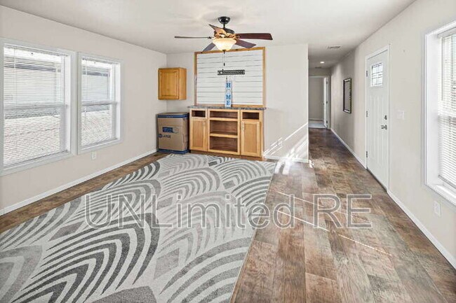 Building Photo - 3157 Erwin Ln