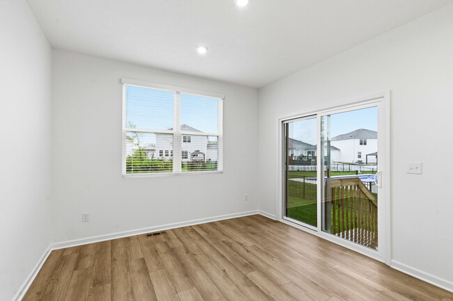 Building Photo - 538 Penwell Dr