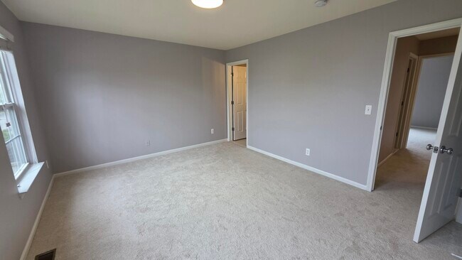 Building Photo - 1547 Cass Lake Rd