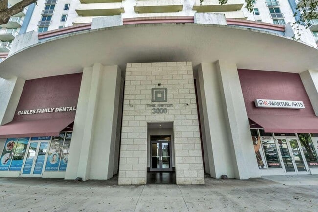 Building Photo - 3000 Coral Wy