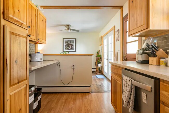 Building Photo - 22 Whitney Dr