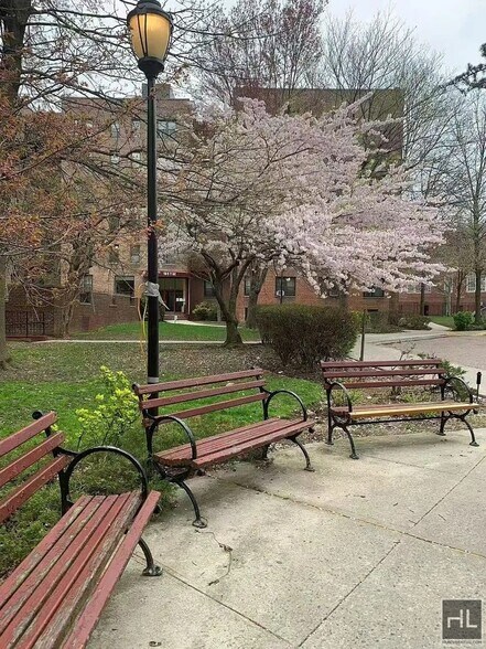 Primary Photo - 72 ROAD