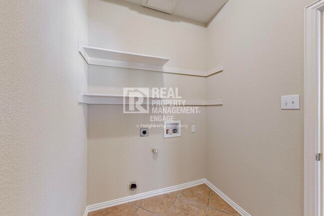 Building Photo - Charming 4 Bedroom Home in Frisco ISD Available for Rent!