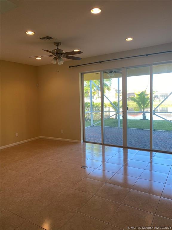 Building Photo - 11239 SW Barton Way