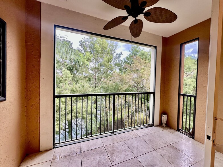 Building Photo - 1230 Reserve Way