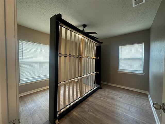 Building Photo - 1404 Dent St