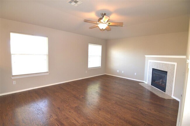 Building Photo - 2626 Pearson Way