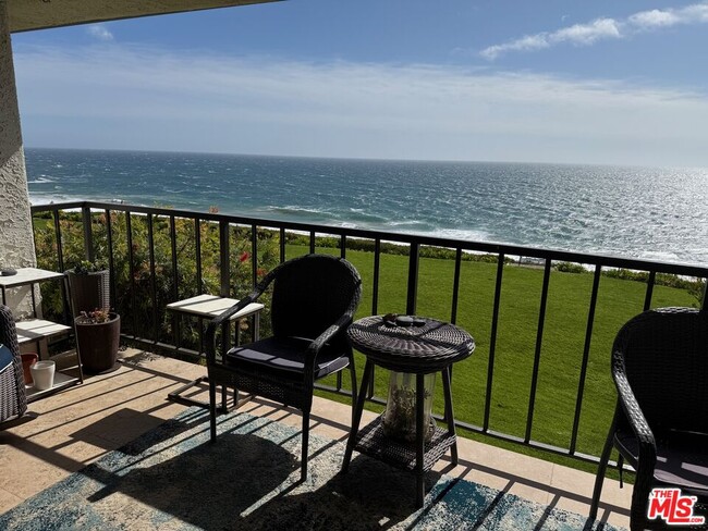 Building Photo - 29700 Zuma Bay Way