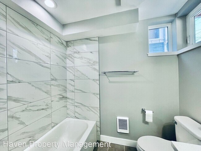 Building Photo - 2 br, 2.5 bath House - 9220 35th Ave SW  -...