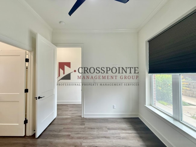 Building Photo - Tour Today! Stunning 3 Bedroom, 3.5 Bath Townhome!