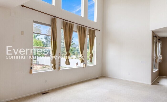 Building Photo - 6238 Westchase Rd