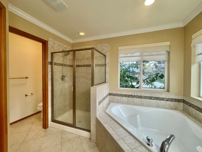 Building Photo - Charming Home in quiet Sunset Landing Community, Edmonds!