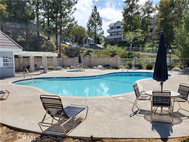 Building Photo - 26914 Rainbow Glen Dr