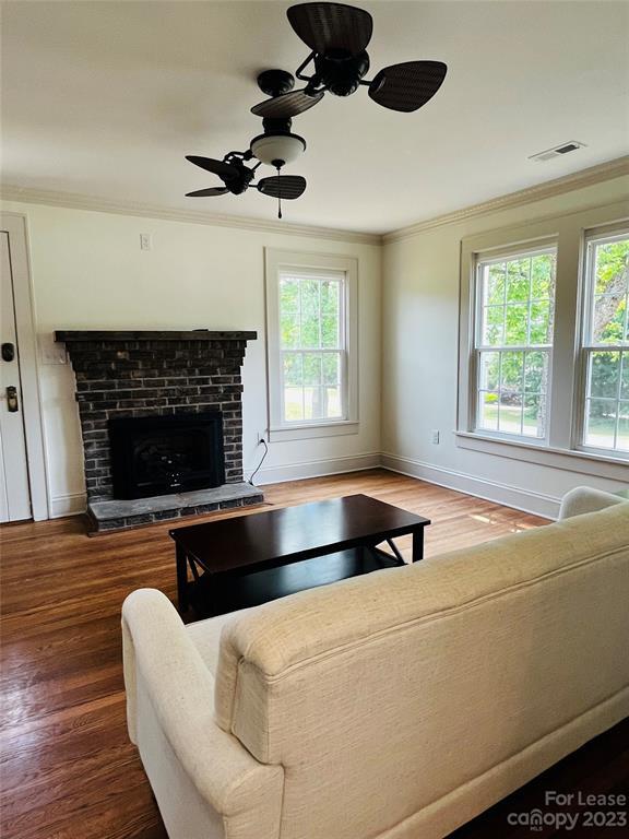 Building Photo - 162 Birtwick Rd