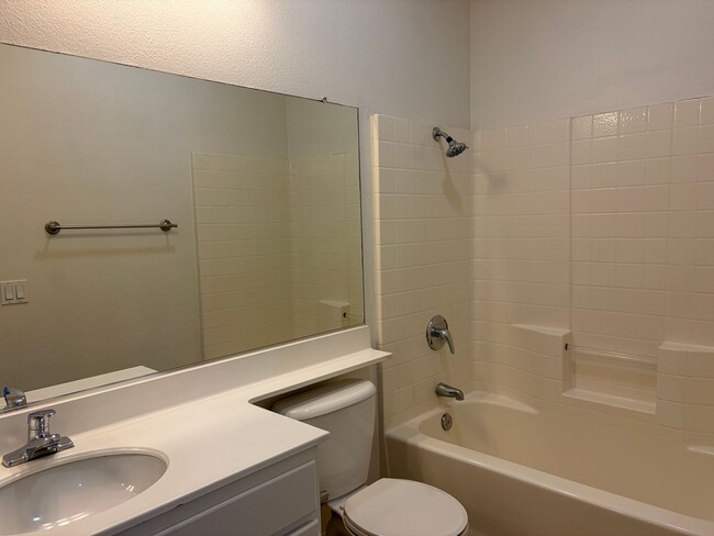 Building Photo - SINGLE STORY HOME LEASE AVAILABLE IN MENIFEE!!!
