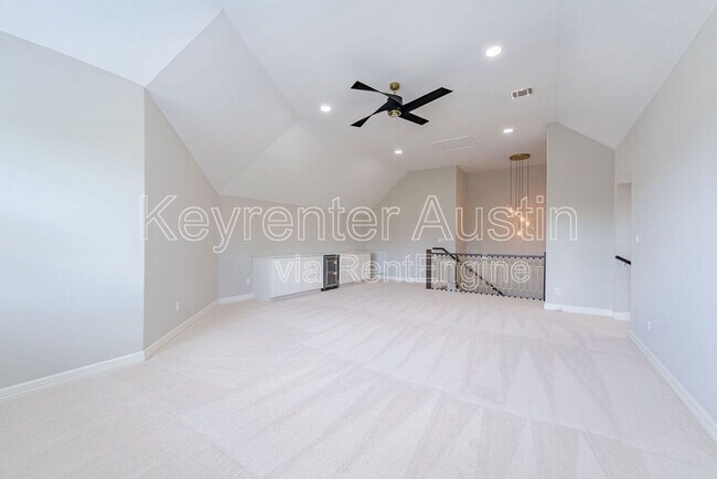 Building Photo - 617 Smarty Jones Ave