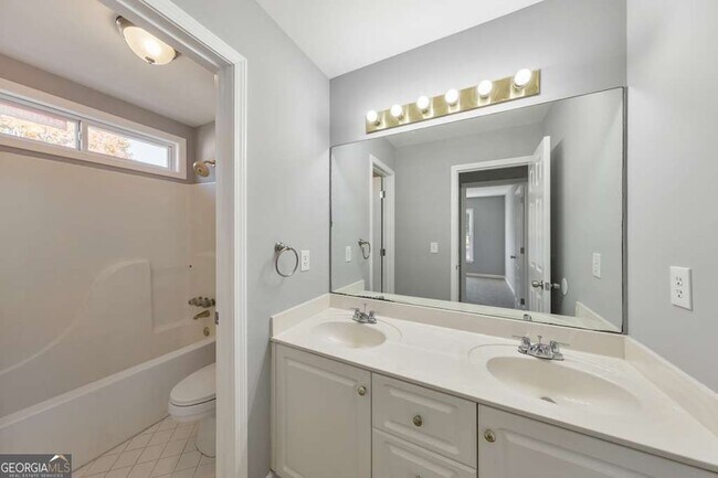 Building Photo - 4804 Thicket Path NW