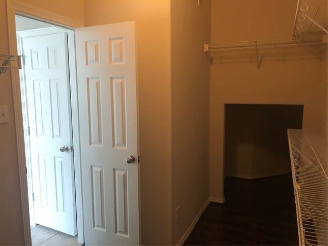 Building Photo - 210 Briar Trace Ln