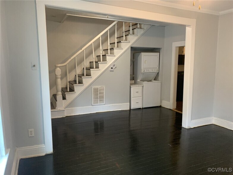 Building Photo - 3317 Waverly Blvd