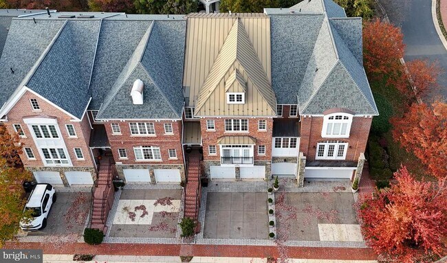 Building Photo - 43476 Castle Harbour Terrace