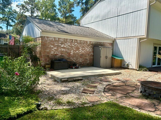 Building Photo - 2135 Lone Rock Dr