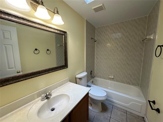 Building Photo - 9923 Dean Acre Dr