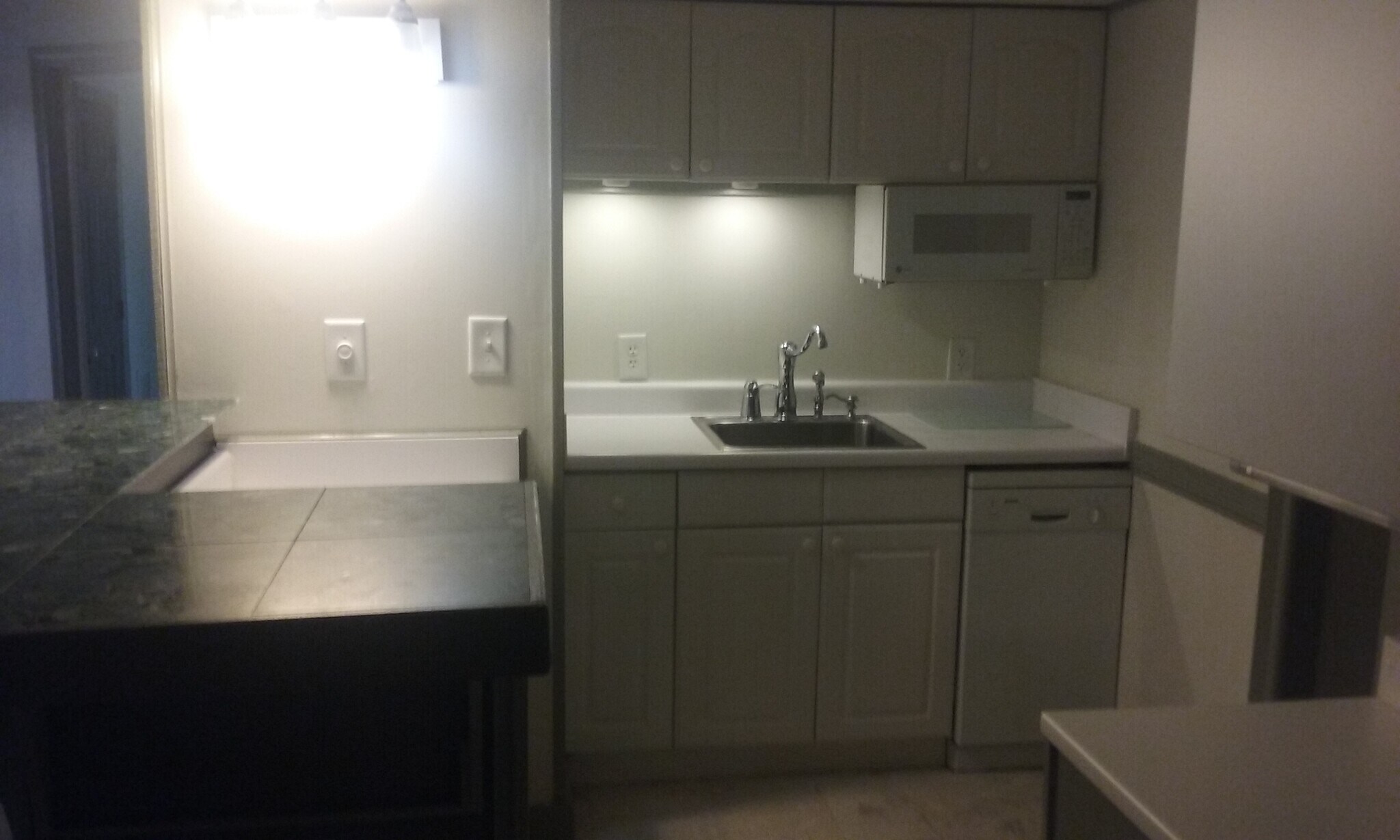 Building Photo - 1500 Ocean St