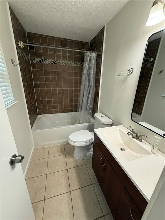 Building Photo - 791 Copperfield Dr E