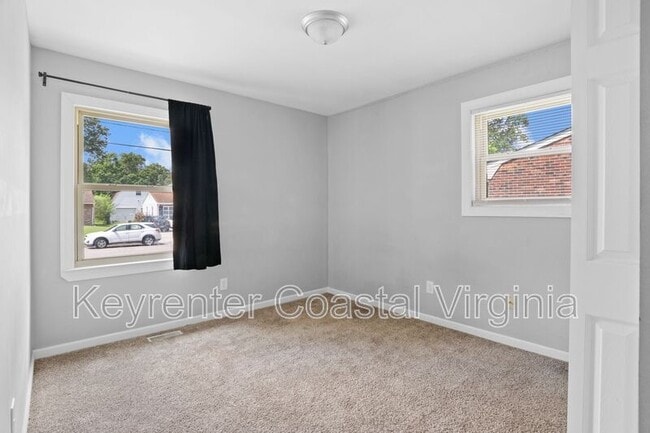 Building Photo - 168 Ruston Dr