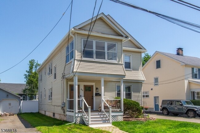 Building Photo - 49 Fairchild Ave