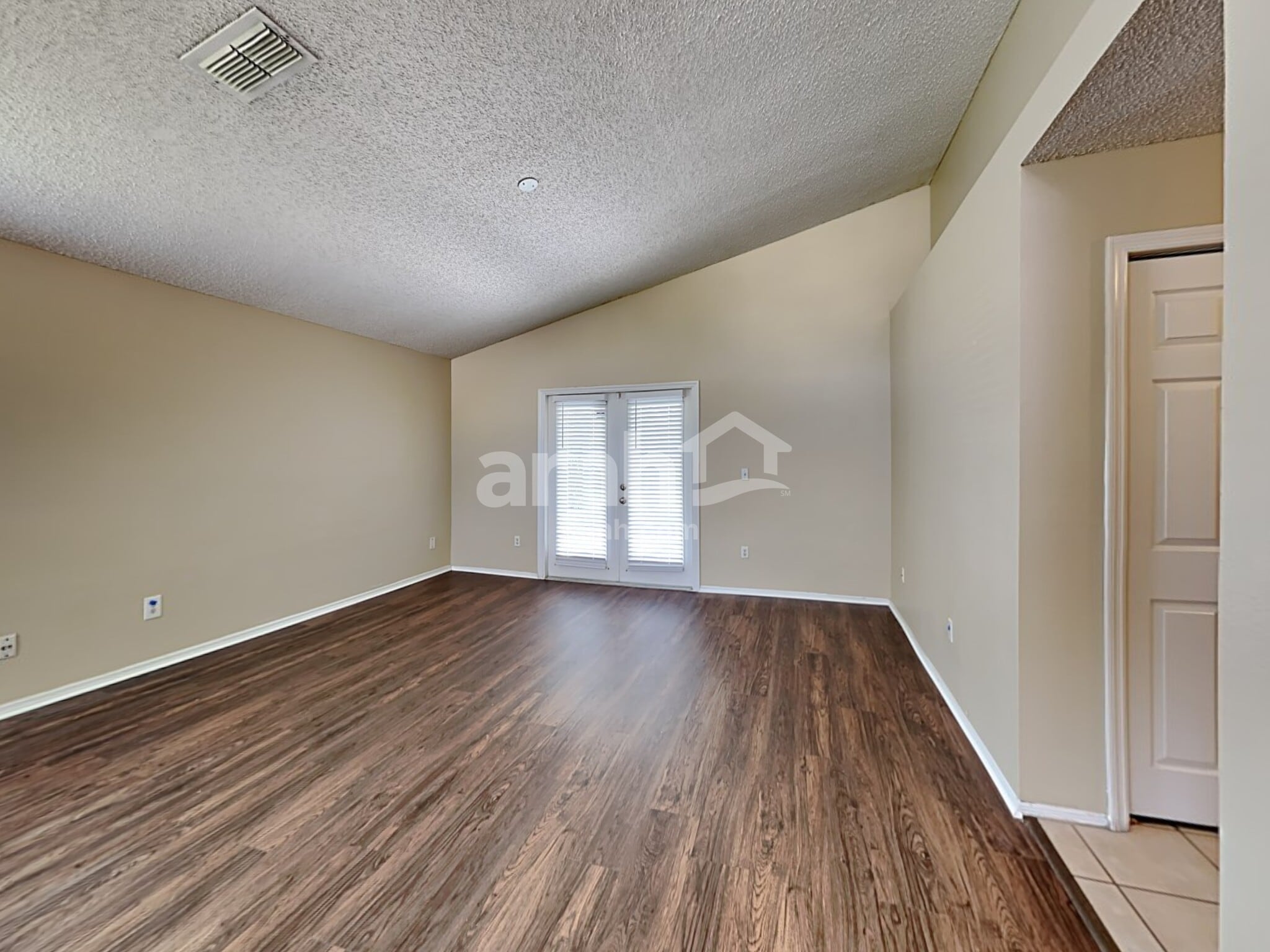 Building Photo - 893 Ferry Landing Ln