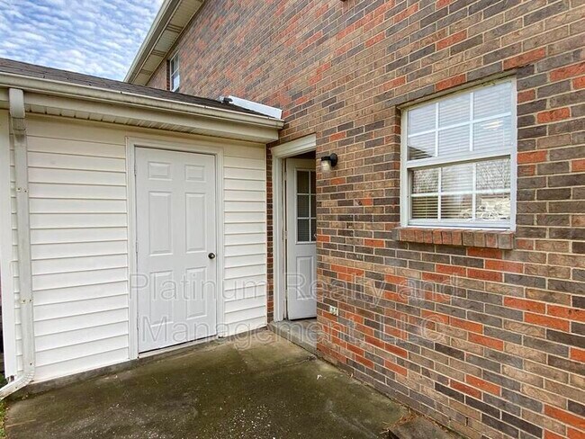 Building Photo - 363 Peabody Dr