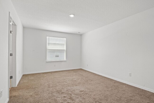 Building Photo - 3252 Brookasher Dr