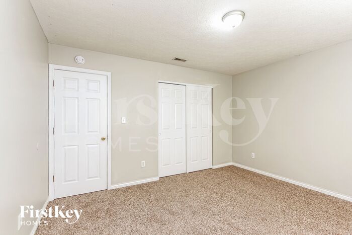 Building Photo - 3866 Planewood Dr