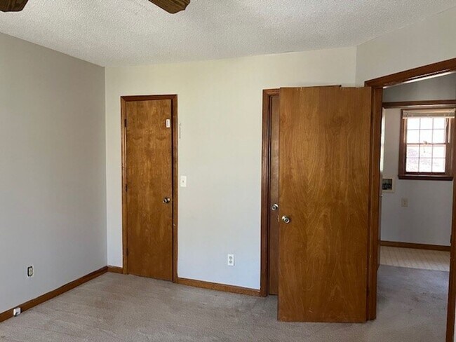 Building Photo - 800 Wilmington Ct