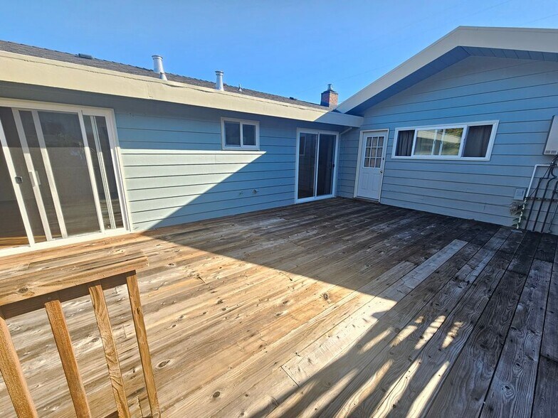 Building Photo - 4160 Williams St