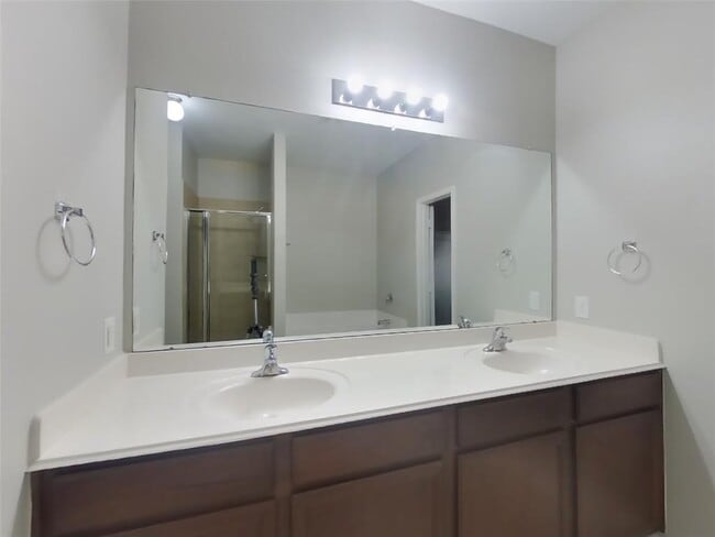 Building Photo - 20526 Freedom River Dr