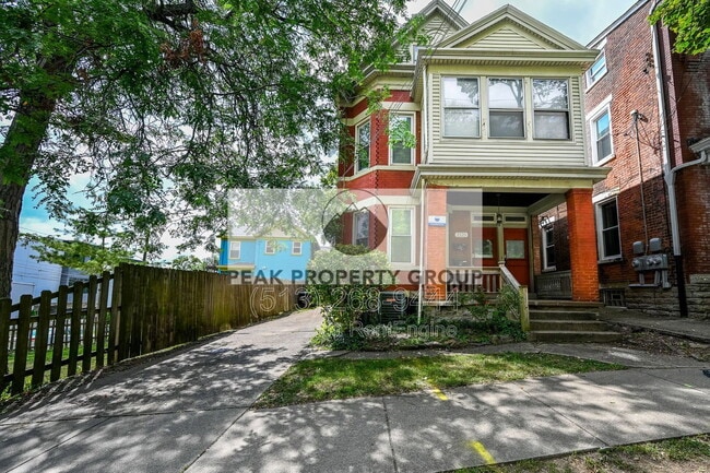 Building Photo - 2125 W Clifton Ave