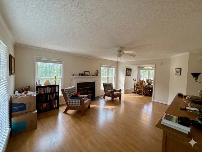 Building Photo - Charming 3BR Home Across from Barnett Shoals Elementary