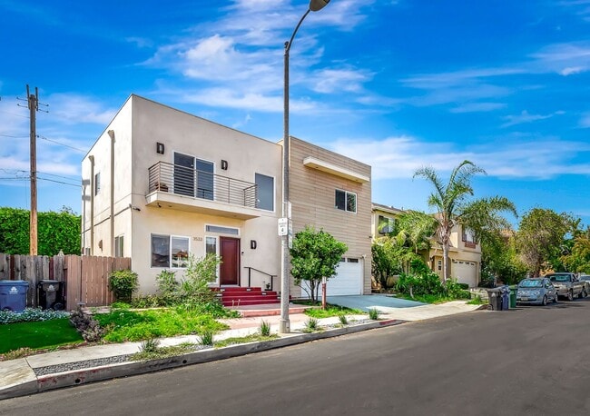 Building Photo - Modern 4-Bedroom Home in Prime West LA | Walkable, Spacious & Move-In Ready
