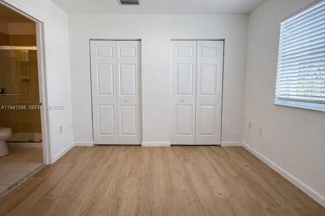 Building Photo - 17347 NW 7th Ave