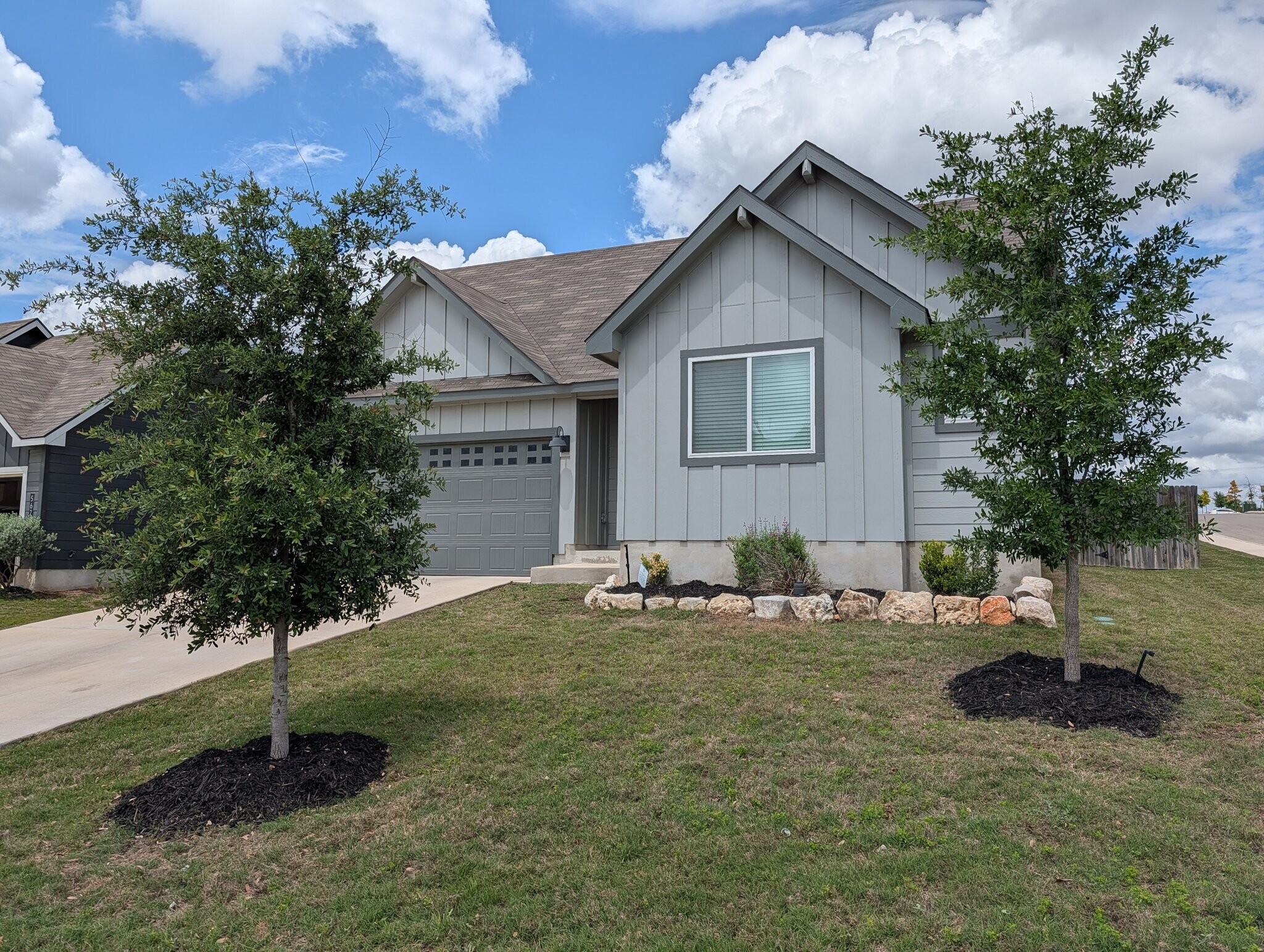 Building Photo - 5627 Jewel Curv