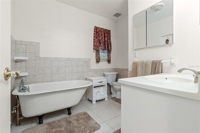 Building Photo - 36740 Shore Dr