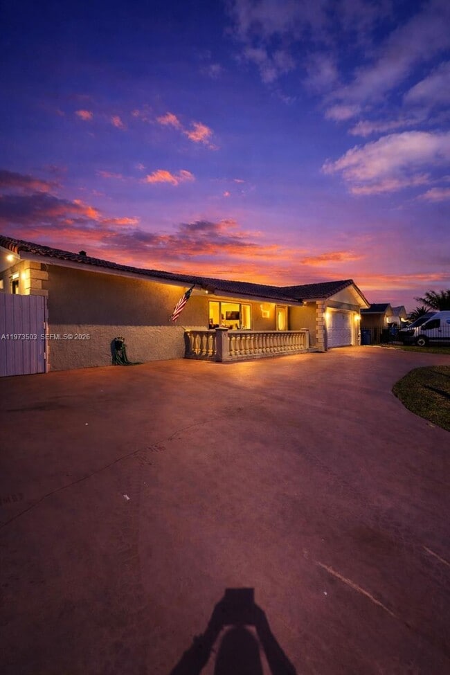 Building Photo - 10805 SW 165th Terrace