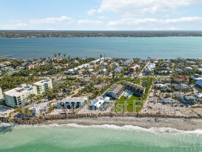 Building Photo - 5039 N Beach Rd