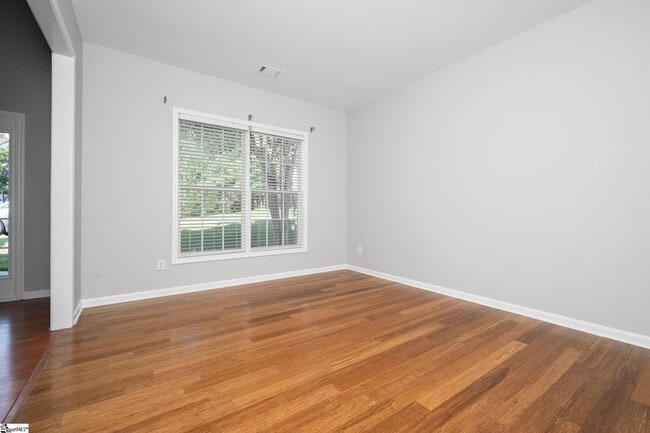 Building Photo - 113 Carissa Ct