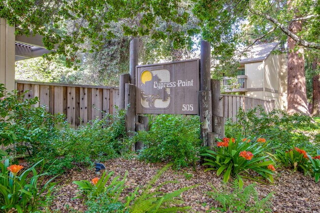 Building Photo - Fully Furnished Condo near Downtown Mountain View & Stevens Creek Trail