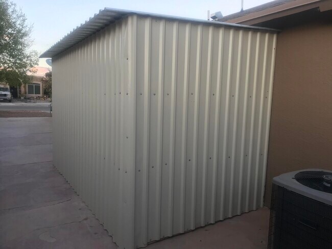 Building Photo - 12720 Lorenzo Frias Ct