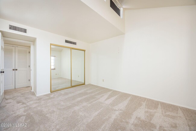 Building Photo - 2284 W Paseo Cielo