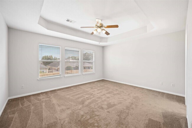 Building Photo - 7003 Apple Oak Ct